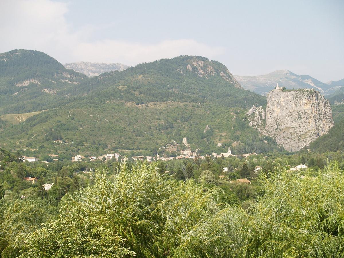 קסטלאנטה Residence De Plein Air Panoramique A La Porte Des Gorges Du Verdon מראה חיצוני תמונה